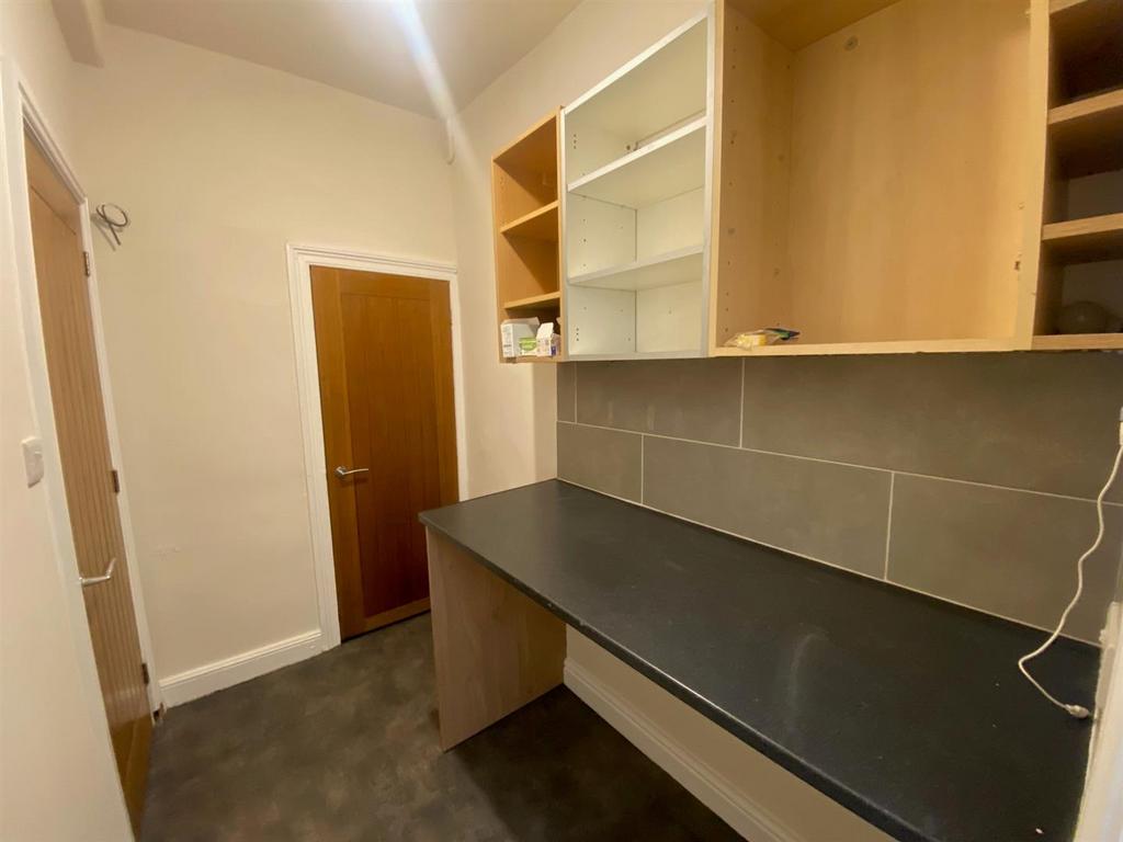 KITCHEN 5.jpg
