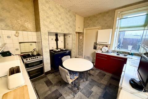 5 bedroom semi-detached house for sale, Albert Promenade, Halifax