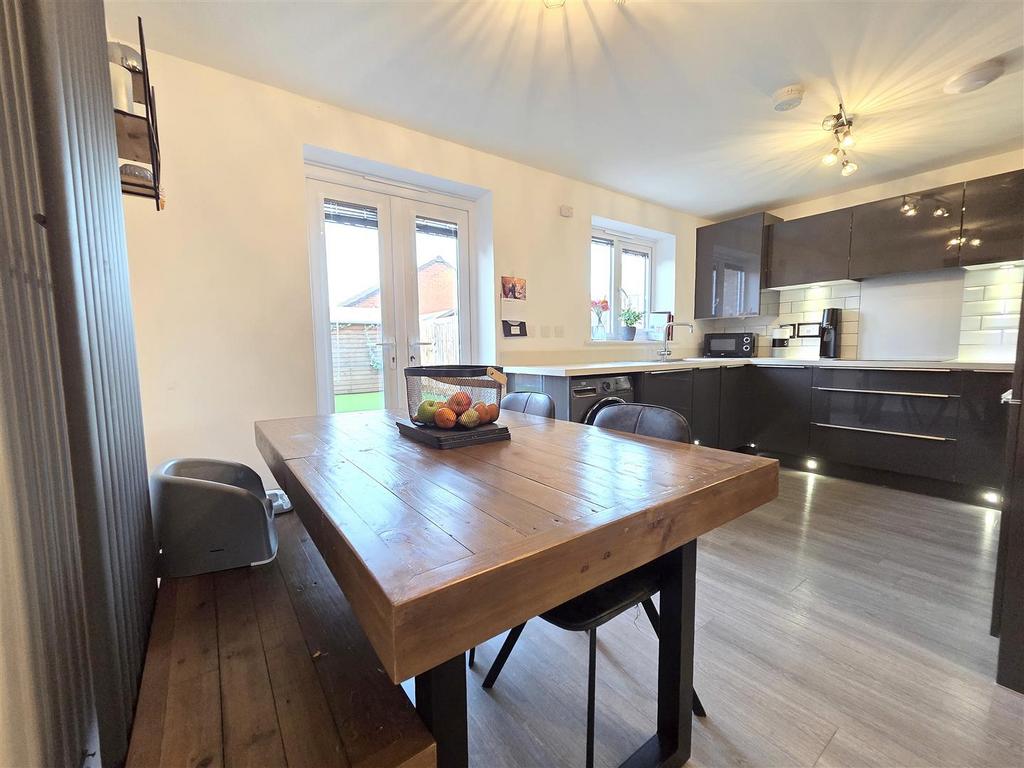 Kitchen Diner