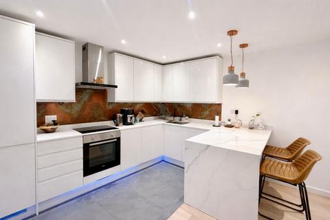 undefined, London Road, Mitcham