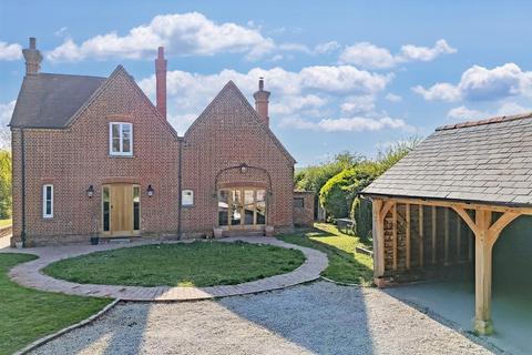 4 bedroom detached house for sale - Church Lane, Stow Maries, CM3