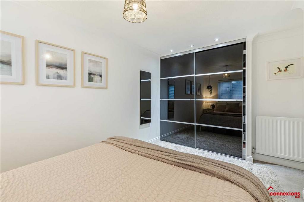 Bedroom One (2)