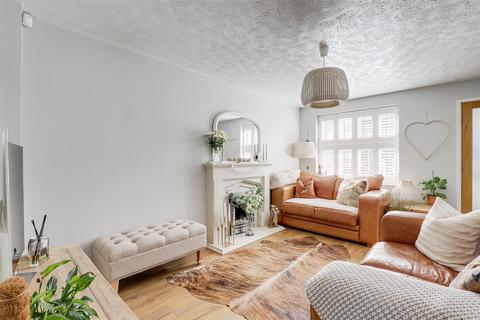 2 bedroom semi-detached house for sale, Cottage Meadow, Colwick NG4