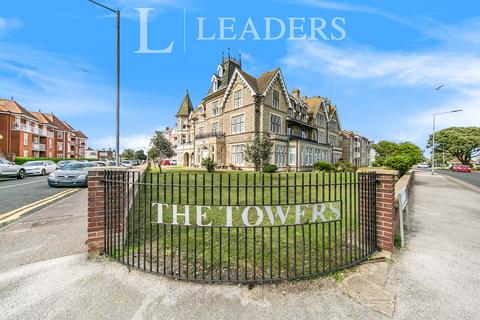 2 bedroom flat to rent - Vista Road, Clacton-on-Sea, CO15