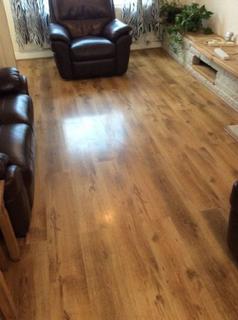 3 bedroom house to rent, Cam Close - Corby