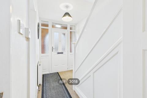 3 bedroom property to rent, Lancing Avenue, Ipswich, IP4 4DG