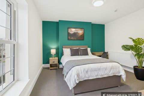 1 bedroom in a house share to rent, 31 Kingsholm Road, Gloucester GL1