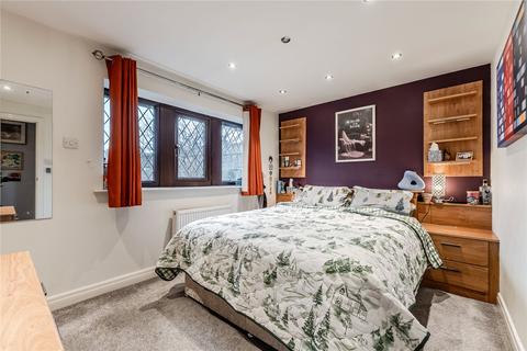 3 bedroom detached house for sale, Chaddlewood Close, Horsforth, Leeds