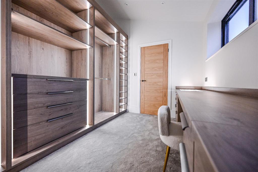 Walk In Wardrobe