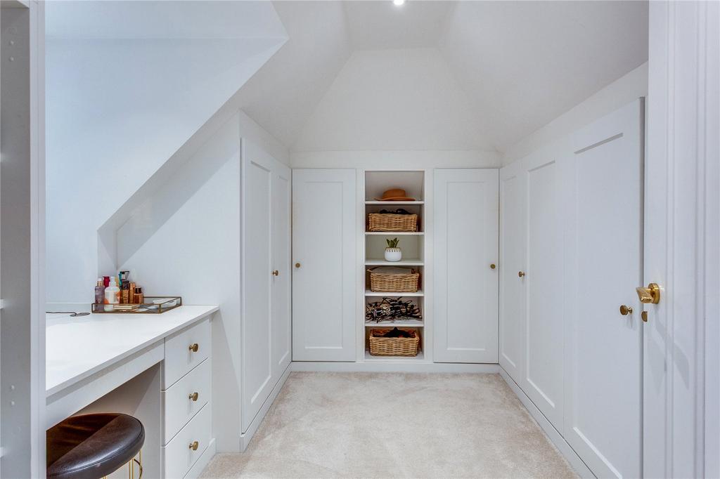 Walk In Wardrobe