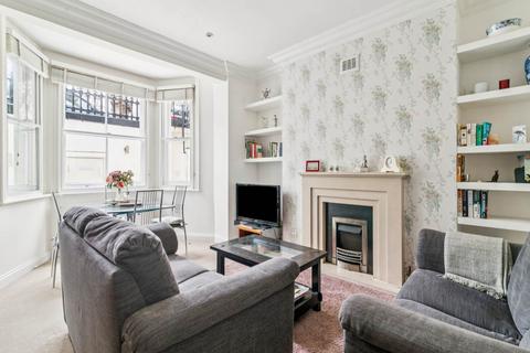 3 bedroom flat to rent - Farnell Mews , ,