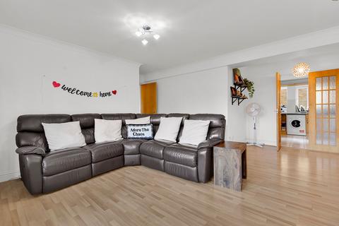 2 bedroom flat to rent, Northey Street, London, E14