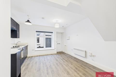 1 bedroom flat to rent, College Street, Wrexham, LL13