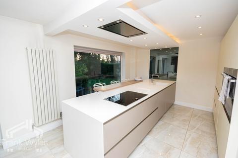 5 bedroom detached house for sale, Abbots Row, Lytham St. Annes, Lancashire