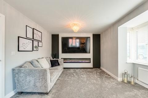 4 bedroom detached house for sale, Abingdon Close, Basildon, SS15
