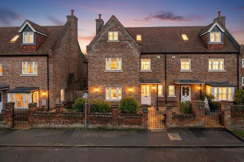 5 bedroom semi-detached house for sale - East Street, Saffron Walden, CB10