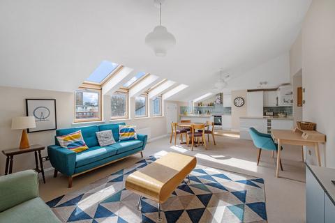 3 bedroom property to rent, Elverton Street, London SW1P