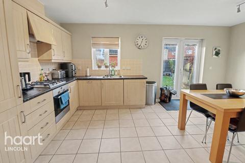 3 bedroom detached house for sale, Privet Walk, Witham St Hughs