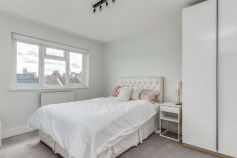 4 bedroom semi-detached house to rent, Gowan Avenue, London, SW6