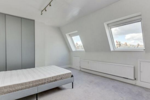 4 bedroom semi-detached house to rent, Gowan Avenue, London, SW6