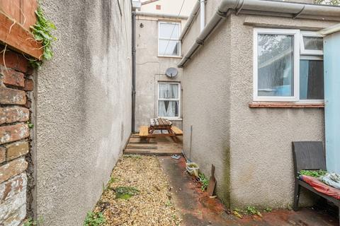 4 bedroom terraced house for sale, Goodhind Street, Bristol, BS5