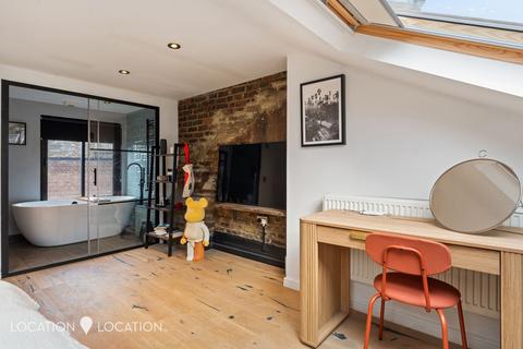 4 bedroom terraced house for sale, Hawksley Road, London, N16