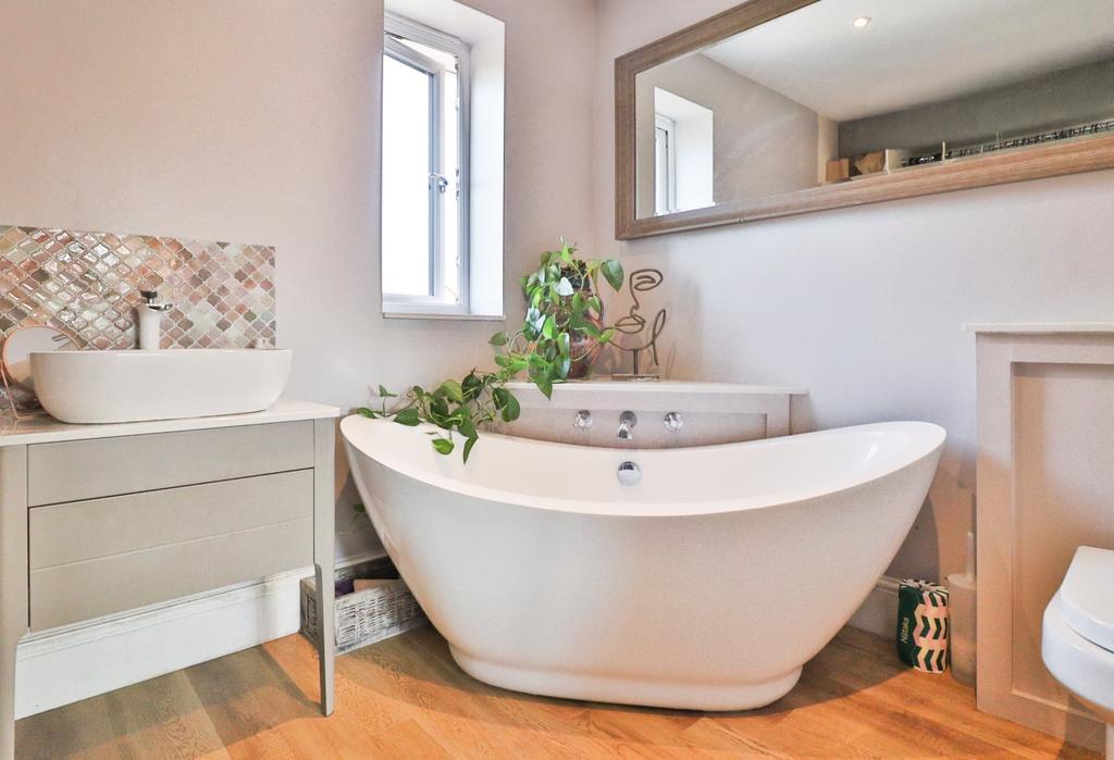 Ensuite Bathroom