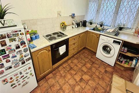 3 bedroom apartment to rent, Broadwater Road, Romsey, Hampshire