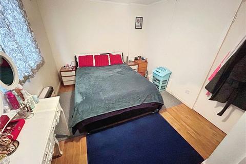 3 bedroom apartment to rent, Broadwater Road, Romsey, Hampshire