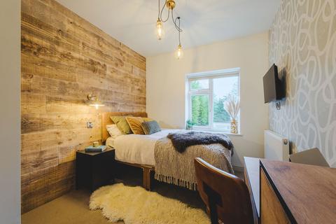 1 bedroom house of multiple occupation to rent, County Road, Swindon, SN1 2EE