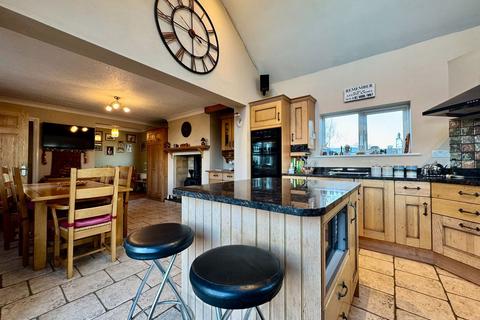 5 bedroom detached house for sale, Westholme with Annex & Land, York Road, Thirsk