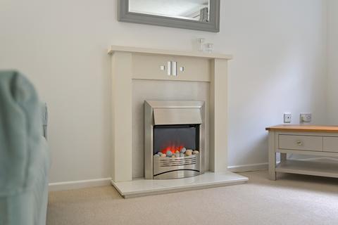 2 bedroom property for sale, Winchester