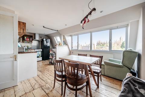 3 bedroom flat for sale, Bellevue, Bristol BS8