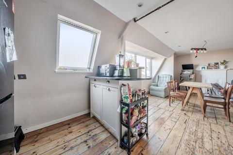 3 bedroom flat for sale, Bellevue, Bristol BS8