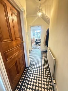 1 bedroom flat to rent, Selborne Road, Southgate