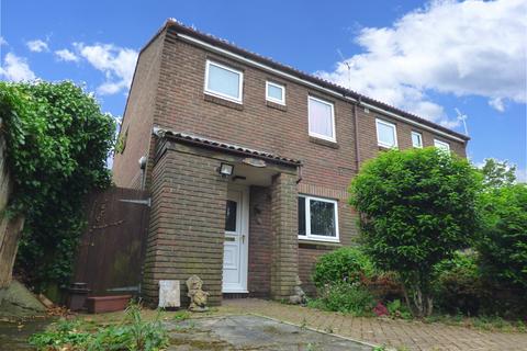 3 bedroom semi-detached house to rent, Chaldecott Gardens, Bournemouth, BH10 5