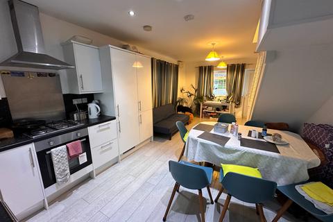 1 bedroom end of terrace house for sale, WOKING