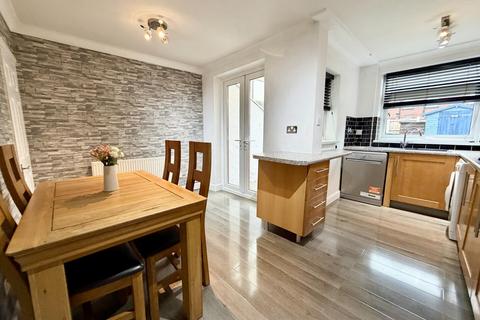 2 bedroom terraced house for sale, Tatefield Place, Kippax, Leeds