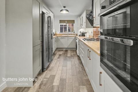 4 bedroom detached house for sale, Millbrook Gardens, Stoke-On-Trent