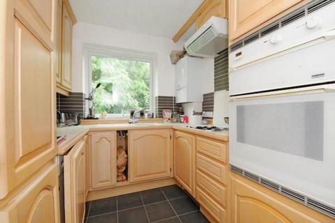 2 bedroom apartment to rent, Waynflette Street, London, SW18