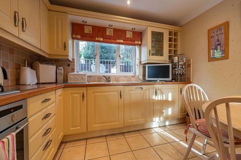 4 bedroom detached house for sale, Springfield Drive, Newport, NP19