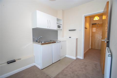 undefined, Crapstone, Yelverton