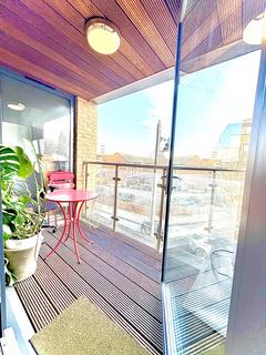 1 bedroom flat to rent, Fairfield Road, London E3