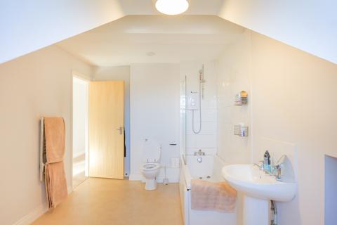 2 bedroom flat for sale, Kenyon Lane, Manchester M40