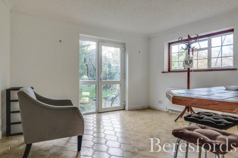 4 bedroom detached house for sale, Coggeshall Road, Braintree, CM7