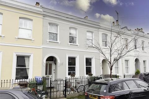 4 bedroom house to rent, Victoria Terrace, Cheltenham GL52 6BN