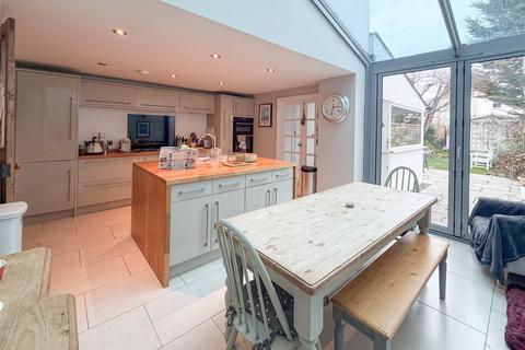 4 bedroom house to rent, Victoria Terrace, Cheltenham GL52 6BN