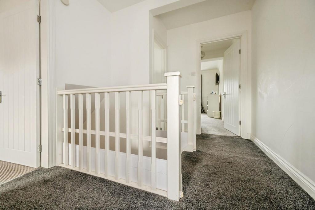 92grendonroad-22.jpg