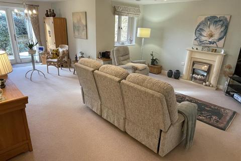 2 bedroom flat for sale, Station Road, Bourton-On-The-Water, Cheltenham