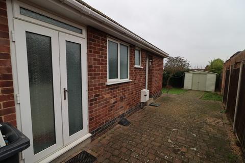 2 bedroom bungalow to rent, Atherstone Road, Loughborough LE11